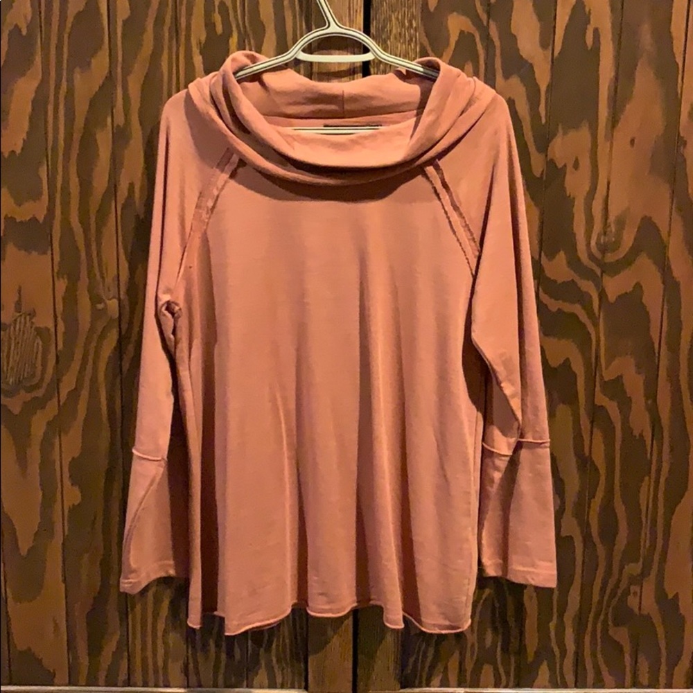 Casual long sleeve shirt